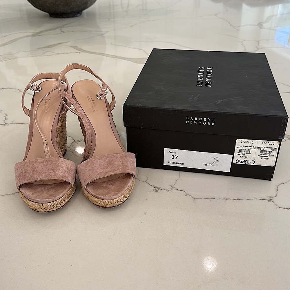 Barney’s New York nude Wedges - 37